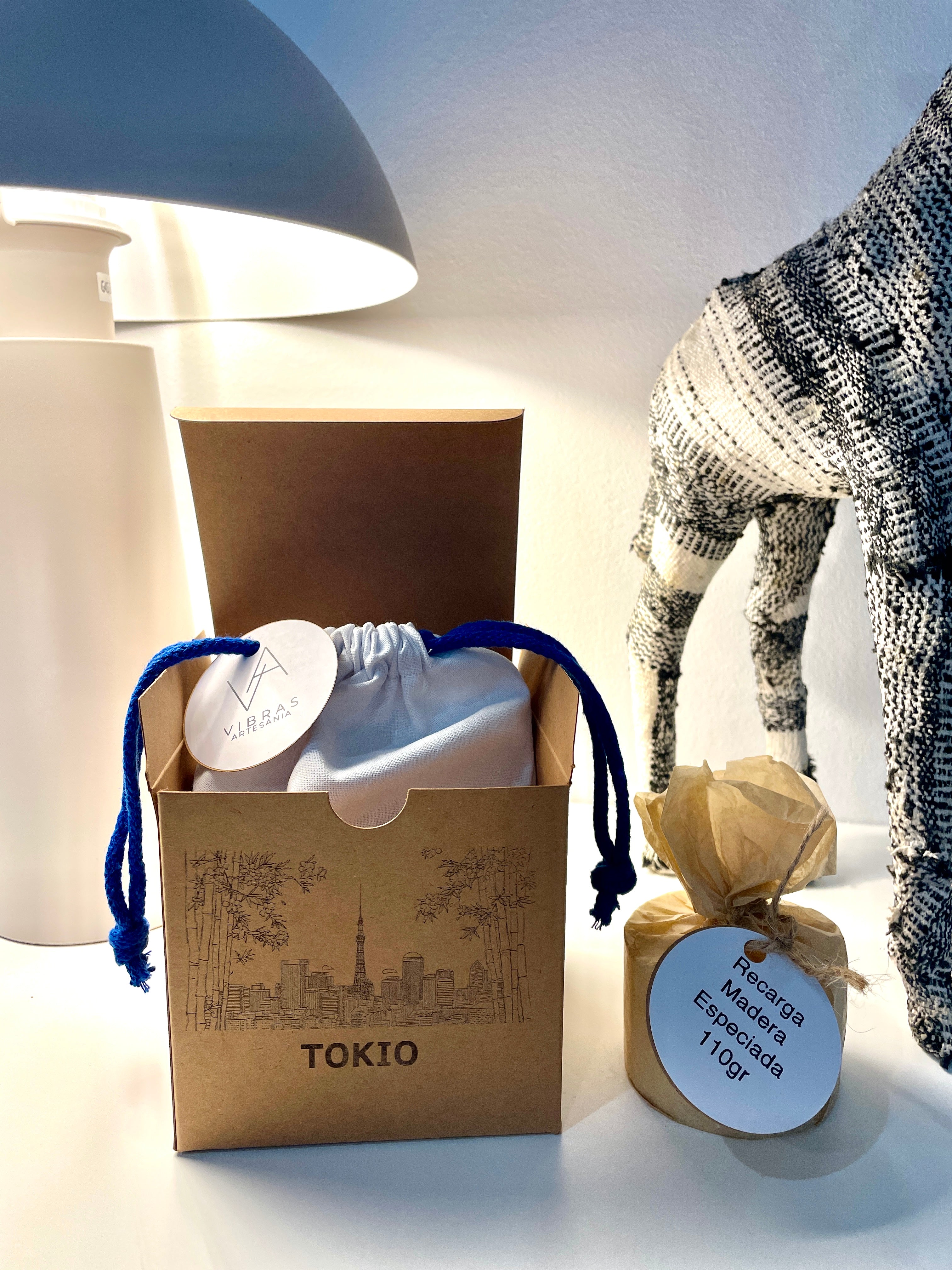 Pack Recarga + Vela Aromática Tokio 110gr