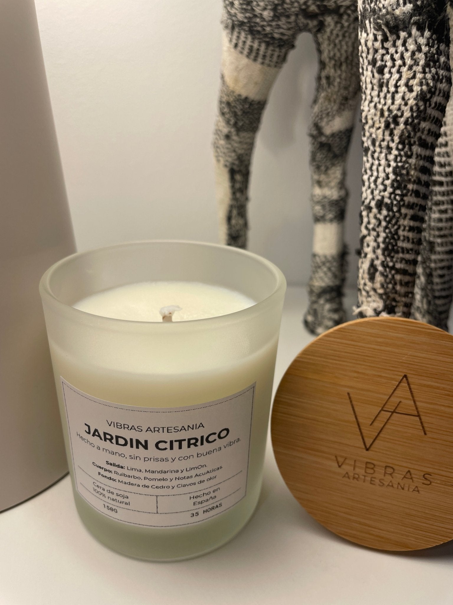 Vela Aromática Jardin Cítrico 150gr - Vibras Artesanía