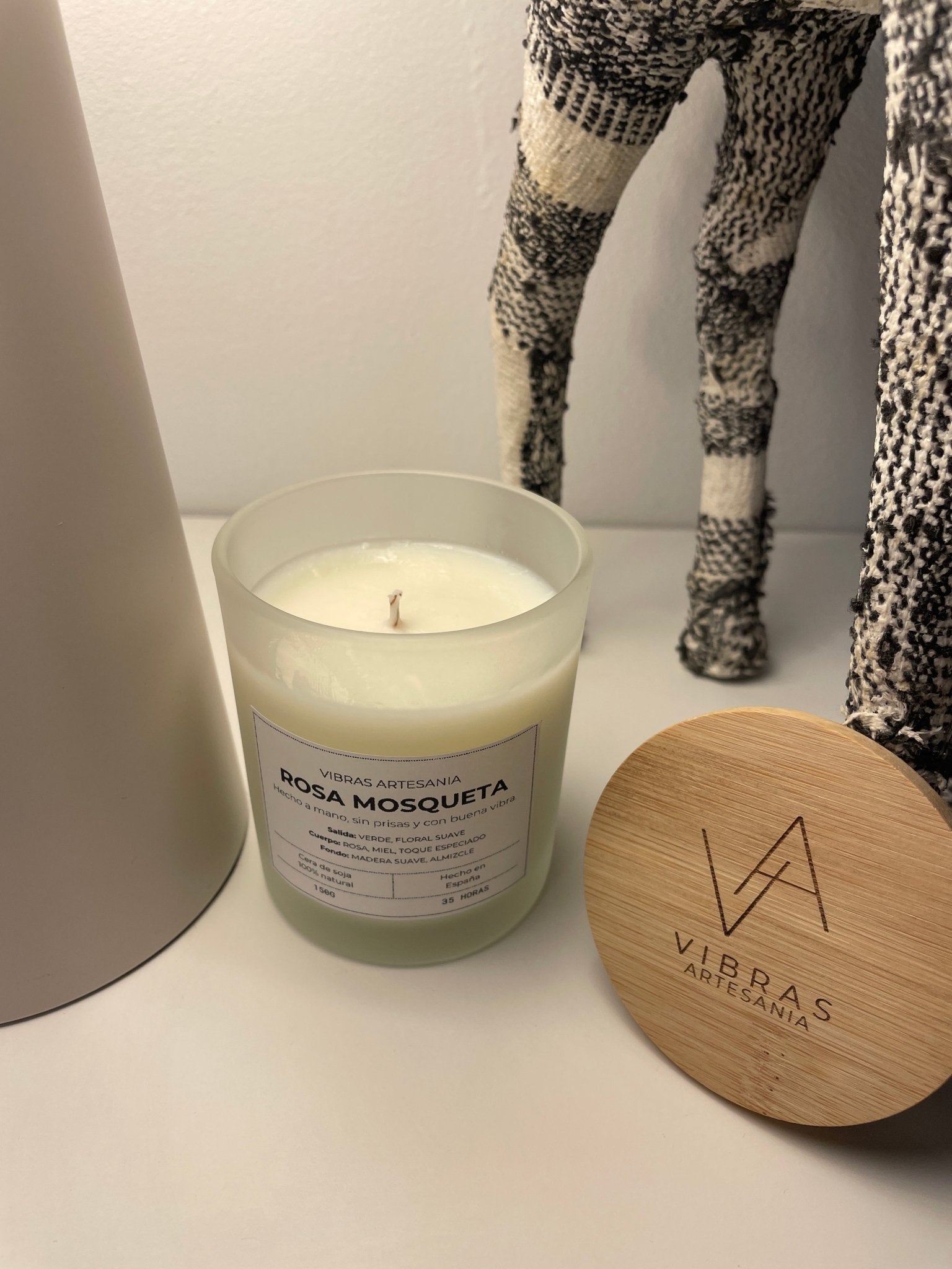 Vela Aromática Rosa Mosqueta 150gr - Vibras Artesanía